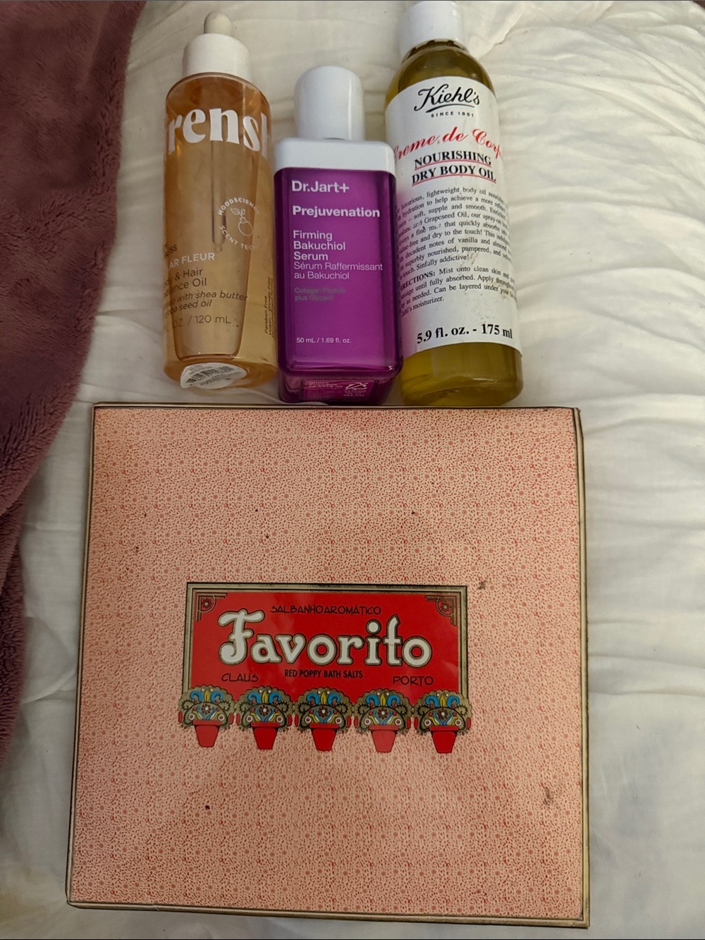 Red Bath Salts Gift Set - Pink Box